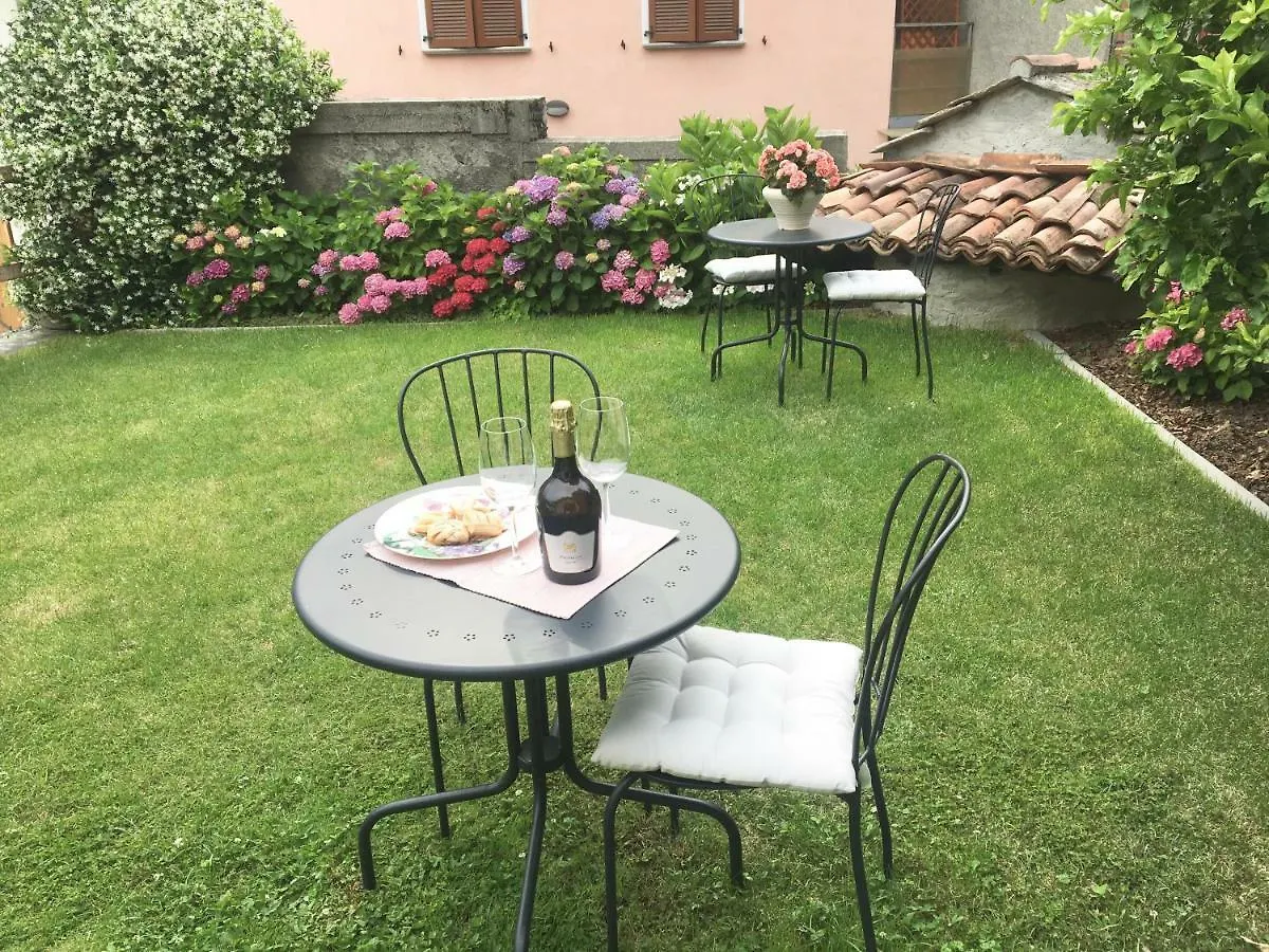 B&B La Dolce Casa Lago Di Como Cremia Couette-café